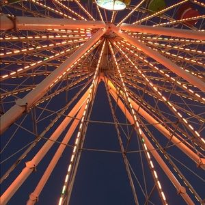 Meet your Posher, Alexis